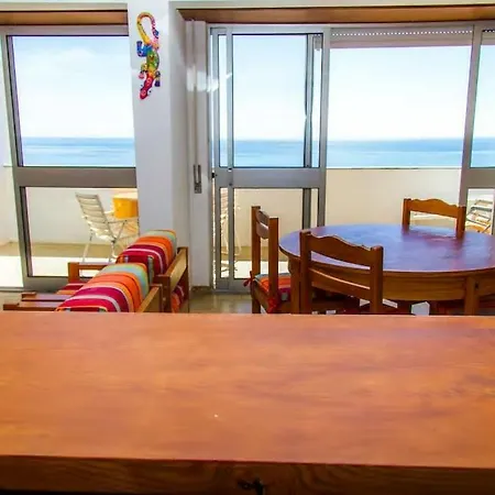 Sea View Apartamento *